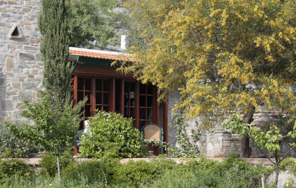 To The Garden Guest House Angairia Room photo